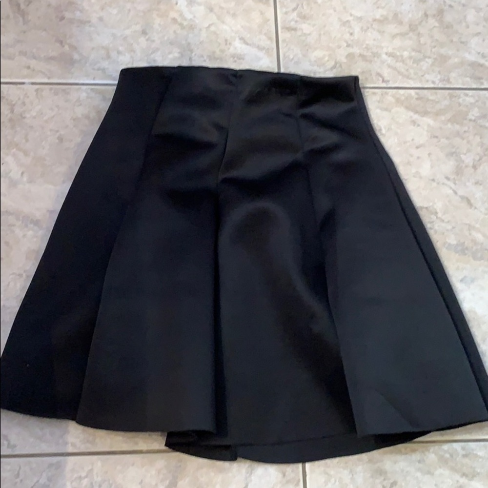 black skirt
